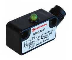 QM/32 manyetik olarak çalıştırılan küçük indükleme anahtarı, M12 x 1 fiş
