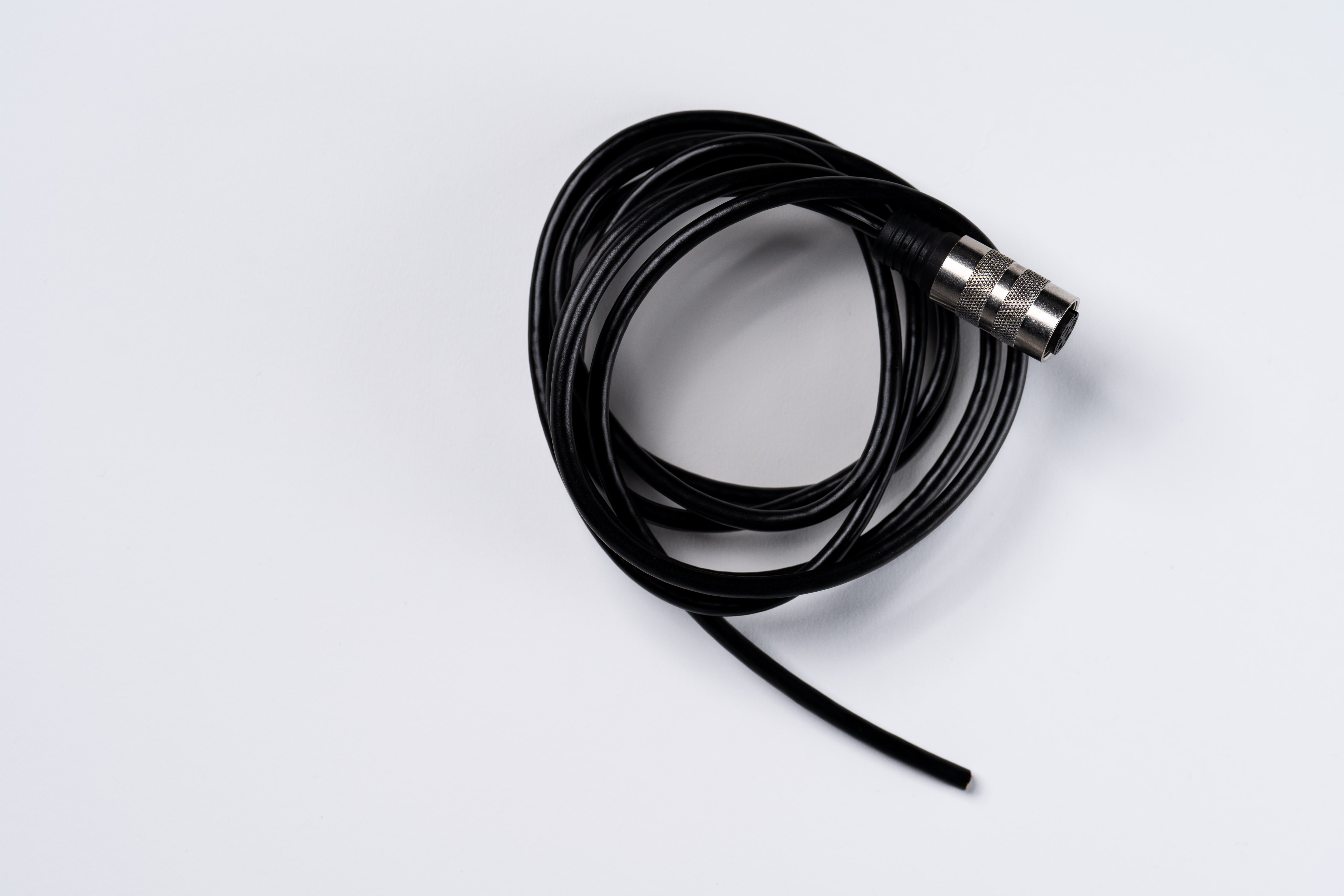 DÜZ KONNEKTÖRLÜ 6 DIN KABLO